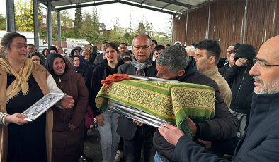 Kundaklamada ölen Türklere acı veda