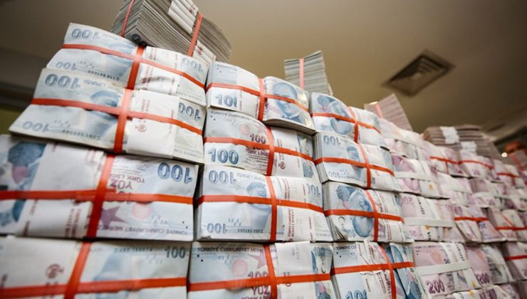 Türk lirası dolar karşısında iki ay üst üste değer kazandı