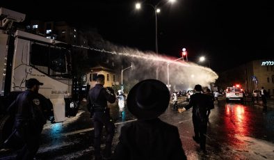 İsrail’de Yahudiler ile polis çatıştı