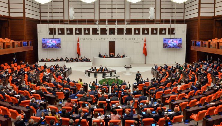 Asgari ücretli ve emekliye kötü bir haber daha! AKP ve MHP reddetti