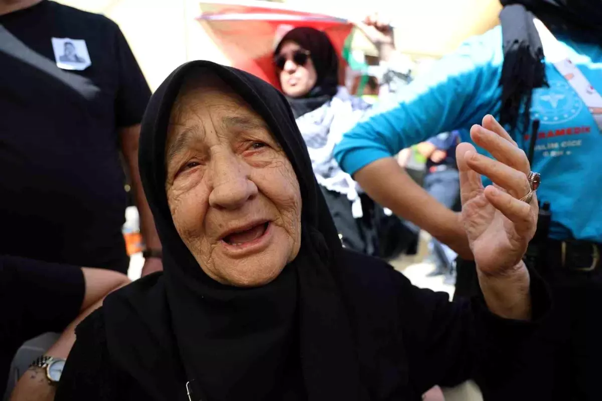 İsrail’in Kurşunuyla Hayatını Kaybeden Ayşenur Didim’de Uğurlandı